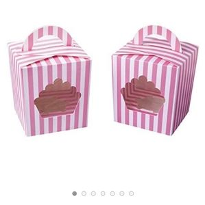 Lot of 2 - 15 count pks Cupcake boxes